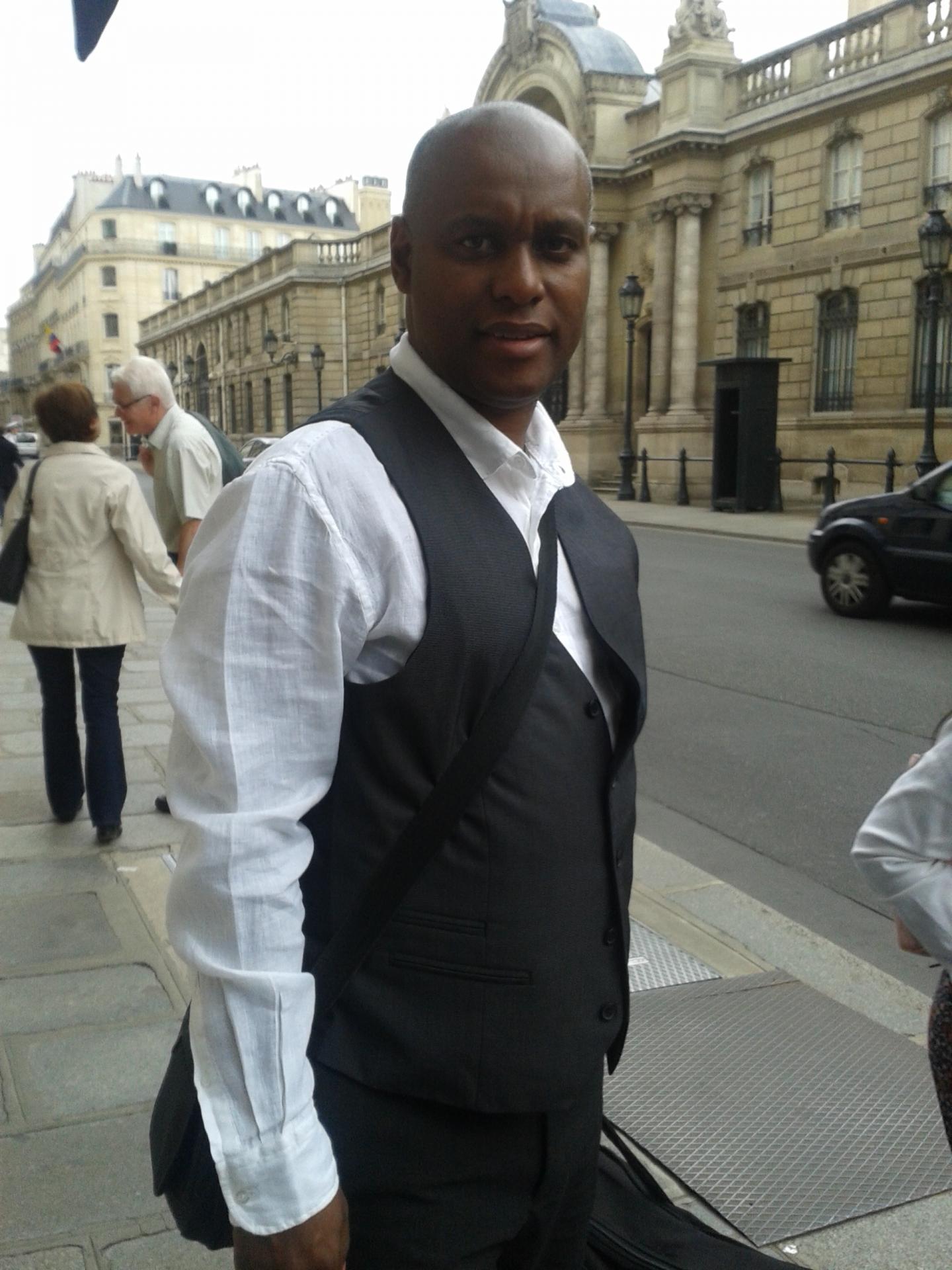 Fred deshayes avant prestations a l elyse e