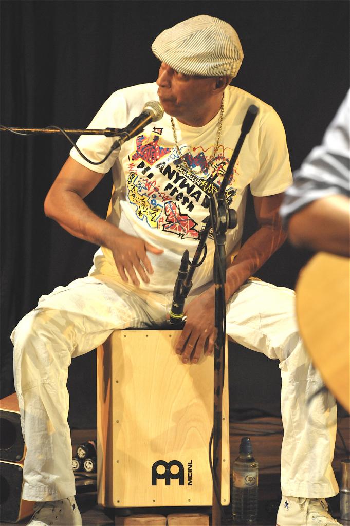 joby-cajun-lamentin-1.jpg